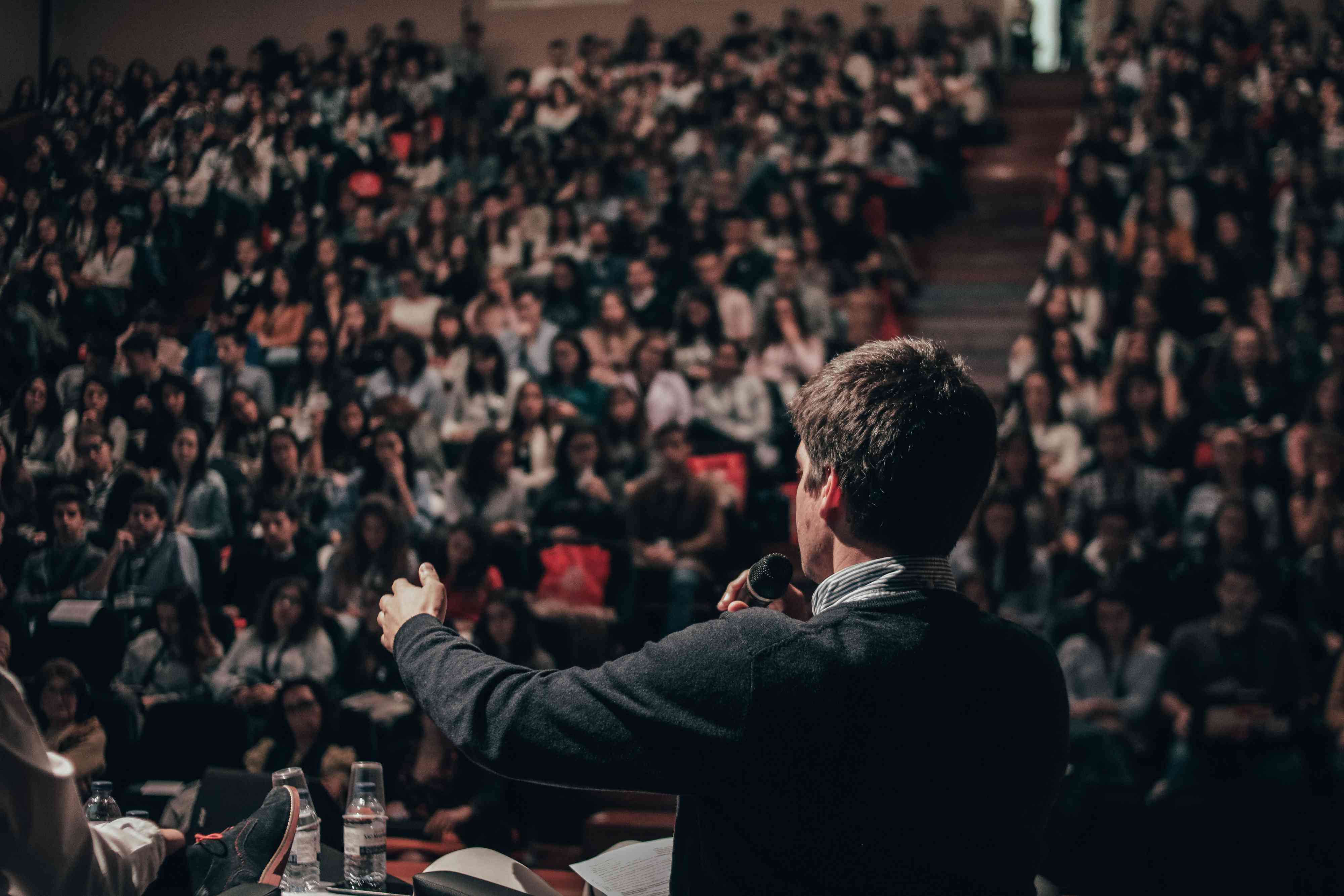 Turn your Shopify Audience into Customers with Audience Intelligence Research