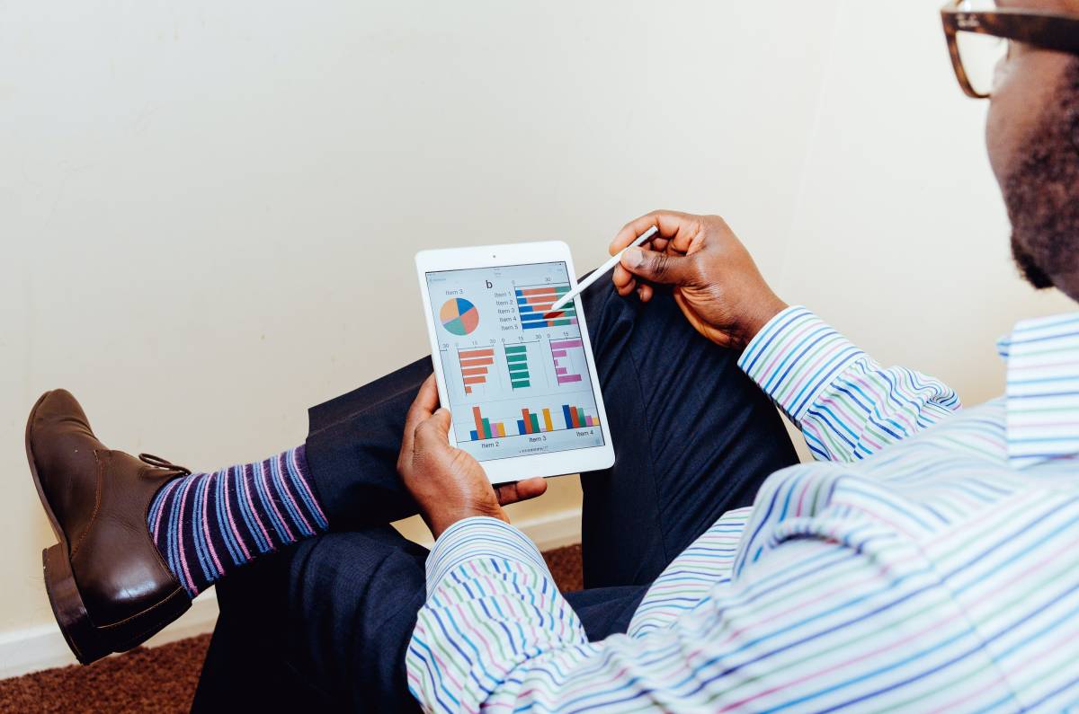 How To Easily Convert Your Keyword Research Into a Live Report